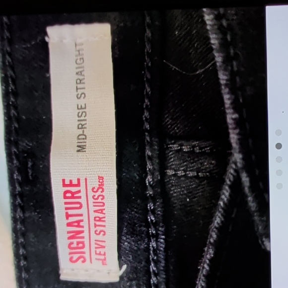 Signature by Levansi Strauss Women's Mid Rise Straight Jeans Size 6 - Picture 4 of 4